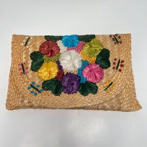 Vintage Floral Embroidered Raffia Straw Fold Over Snap Closure Lined Clutch